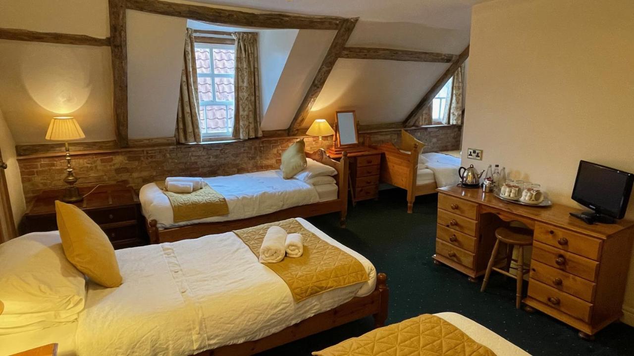 Crown Hotel Downham Market Exteriör bild